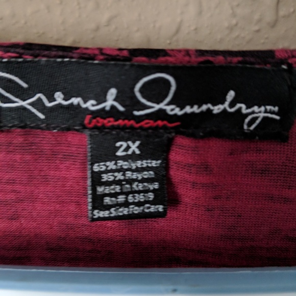 💖💗Classy plus size blouse💗💖 - Picture 5 of 6